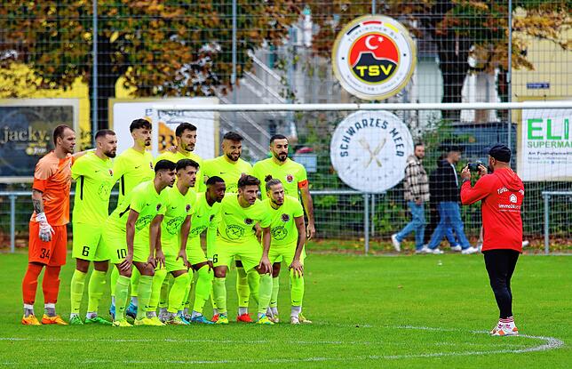 Bild 10: Die besten Bilder der Partie zwischen dem TSV Singen und dem FC Überlingen