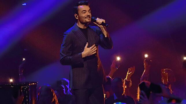 Giovanni Zarrella bei seiner gleichnamigen Show am Samstagabend auf der Bühne in Friedrichshafen.