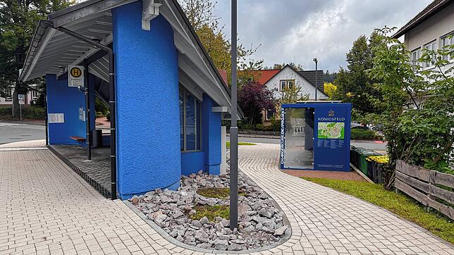 Im Herbst wurde die Neugestaltung des Busbahnhofs abgeschlossen. Die etwa 540.000 Euro teure und barrierefreie Anlage bietet den ...