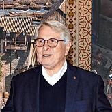 Wolfgang Scheidtweiler aus Pforzheim ist die treibende Kraft hinter dem Konstanzer Panorama-Projekt. Hinter ihm sind erste Szenen des ...