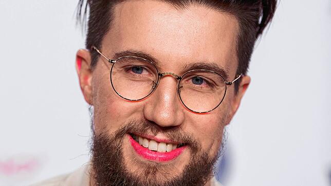 Prinz Pi, 43, zählt zu den erfolgreichsten deutschen Rappern. Seine Alben &bdquo;Kompass ohne Norden&ldquo; &bdquo;pp=mc²&ldquo; und ...