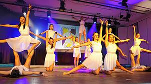 Sportlerehrung 2024: Hier trat die Showgruppe des TV Überlingen auf. In diesem Jahr wird unter anderem die Rope-Skipper Show-Gruppe ...