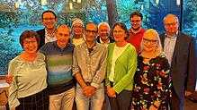 Bürgermeister Alexander Guhl (rechts) verabschiedete am Montagabend (von links) Irene Klaußner, Markus Ays, Rolf Joist, Ute Macht, ...