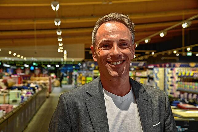 Daniel Burkhard von Aldi Süd freut sich über den Neubau des Discounters.