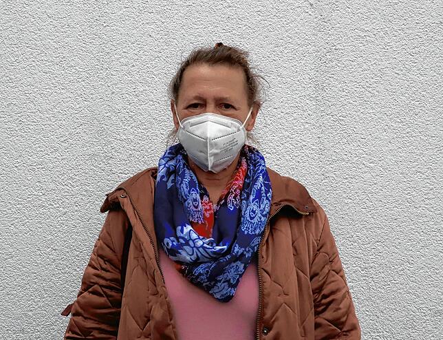 Bild 11: Behalten Sie die Maske auf? Menschen aus der Region erklären, wie sie sich ab Sonntag verhalten