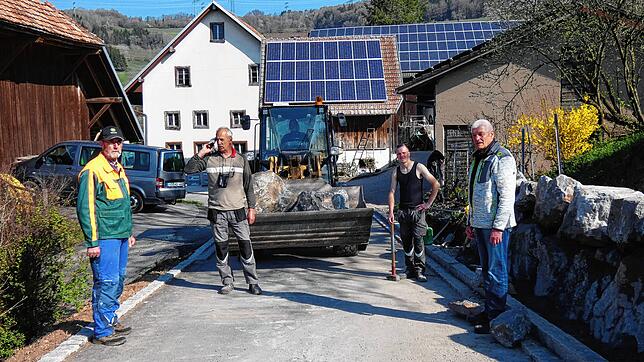 Abgeschlossen ist das Erschließungskonzept, in dessen Zusammenhang sich das Ortsbild von Kuchelbach positiv verändert hat. Darüber sind ...
