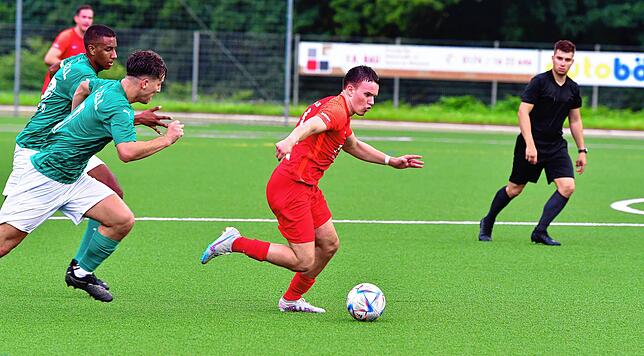 Bild 33: FC Zell gewinnt Hochrhein-Derby gegen Aufsteiger FC Tiengen 08 mit 2:0 &ndash; und wir haben Bilder!