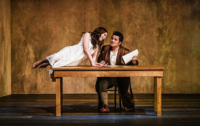 Große Liebe: Manon (Elsa Dreisig) und Le Chevalier Des Grieux (Piotr Beczala).