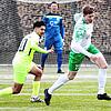 Drei Spiele, drei Tore &ndash; für einen defensiven Mittelfeldspieler hat Aaron Mößner (rechts) vom Verbandsligisten DJK Donaueschingen ...