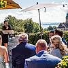 Für das Brautpaar Annika und Christian Ortlepp erfüllte sich ein Traum: Bei strahlendem Sonnenschein wurden sie von Dina Regniet in den ...