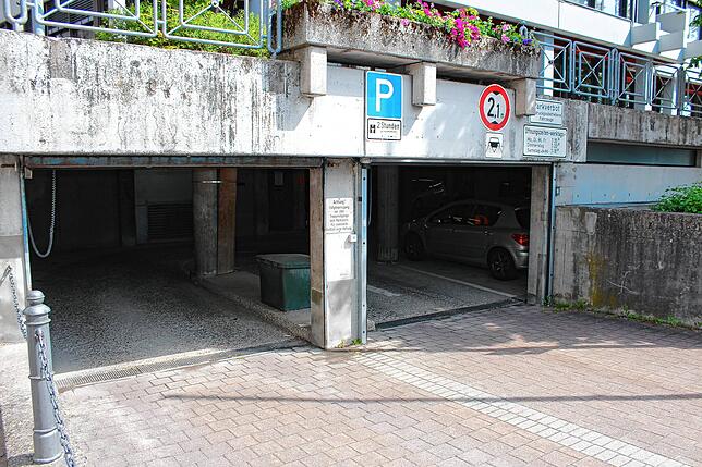 Kein schöner Anblick, bleibt aber vorerst so &ndash; die Einfahrt zur Tiefgarage.