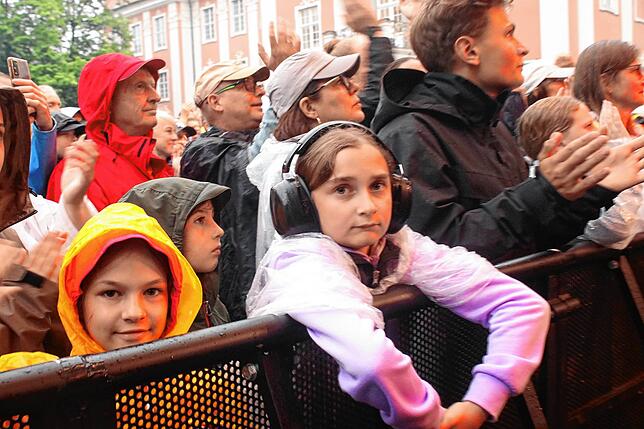 Bild 14: 3000 Fans feiern Nena in Meersburg