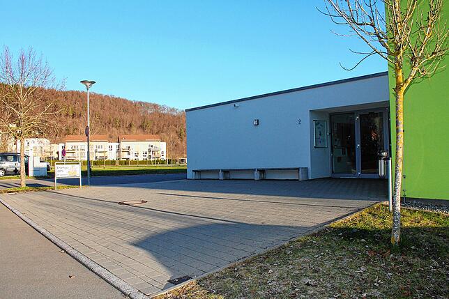 In einem eigenen Gebäude untergebracht ist der Kindergarten „Im Donaupark“, während sich die Kinderkrippe und ihre ...