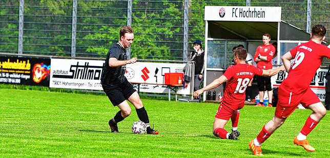 Bild 9: SV Jestetten siegt 3:1 beim FC Hochrhein &ndash; und wir haben Bilder!
