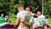 Glücklich und erschöpft lagen sich die Villinger Spieler nach der vorzeitigen Meisterschaft in den Armen.