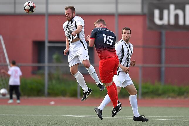 Bild 33: FC Wittlingen rettet sich ein 2:2 beim FC Schönau &ndash; und wir haben Bilder!