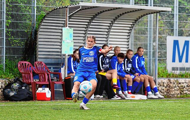 Bild 6: Unsere große Bildergalerie vom Oberliga-Spiel der B-Mädchen des Hegauer FV gegen den FV Deuchelried