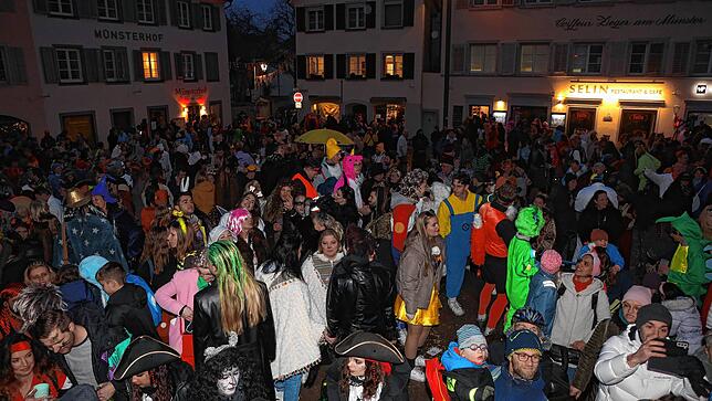Bild 8: Schmotziger Dunschtig: Die große Fasnachtssause ist noch nicht vorbei