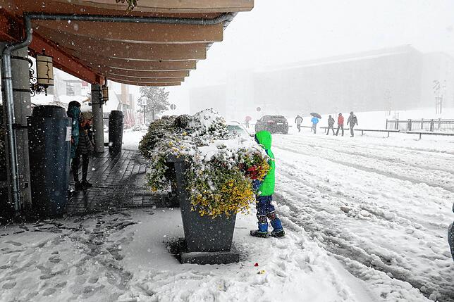 Bild 9: Bilder vom ersten Schnee auf dem Feldberg &ndash; neue Woche wird wechselhaft