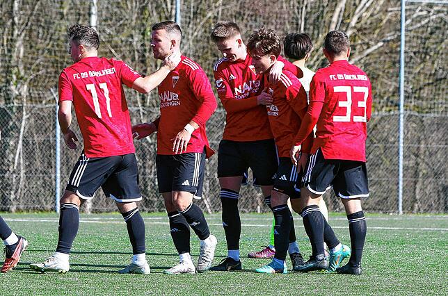 Bild 17: Die besten Bilder vom Spitzenspiel zwischen dem FC Überlingen und dem Türk SV Singen