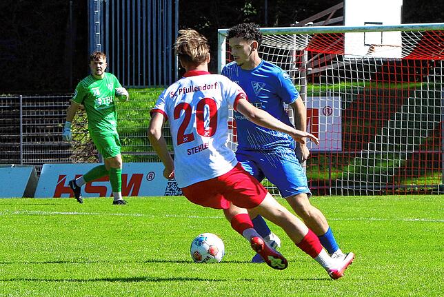 Bild 36: Rasantes 2:2 zwischen SC Pfullendorf und 1. FC Rielasingen-Arlen. Wir waren mit der Kamera dabei!