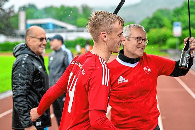 Bild 5: VfR Bad Bellingen feiert Titel nach 6:3 bei SG FC Wehr/Brennet – und wir haben Bilder!