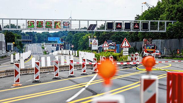 Der Verkehr auf unseren Straßen ist immer wieder beeinträchtigt. Wir versorgen Sie mit allen wichtigen Informationen.