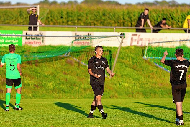 Bild 37: FC Bergalingen gewinnt mit 2:0 beim SV Unteralpfen – und wir haben Fotos!