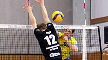 Der TSV Mimmenhausen (Joshua Rauber im Angriff) hat sich gegen Favorit Dresden einen Punkt gesichert.