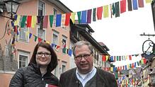 Mit einem großen Plakat, das sich inzwischen auch an den Ortseingängen von Tiengen befindet, werben Nikola Kögel und Kurt Reckermann von ...
