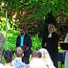 Die vier Seelsorger beim Gottesdienst im Park (von links): Pfarrer Armin Strenzl (altkatholisch), Pfarrer Wieland Bopp-Hartwig ...
