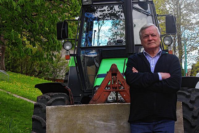 Ernst Reiser hat ein neues Projekt. Er stellt sich persönlich quer zu den Plänen, die Straße durch Nordstetten als Zubringer-Trasse zur ...