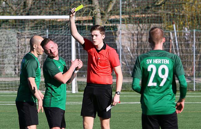 Bild 13: FC Erzingen siegt mit 2:1 beim SV Herten und wir haben die Bilder