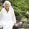 Ruth Maria Kubitschek in ihrem Garten im Thurgau. Das Bild stammt aus dem Jahr 2016. Im Frühjahr dieses Jahres wurde bekannt, dass die ...
