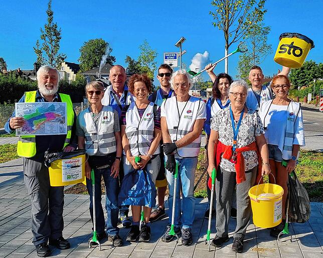 Gut gelaunt starten die Klettgau-Cleaners Tiengen auf ihre Müllsammelrunde.