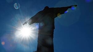 Die Christusstatue ist Rio de Janeiros berühmtes Wahrzeichen