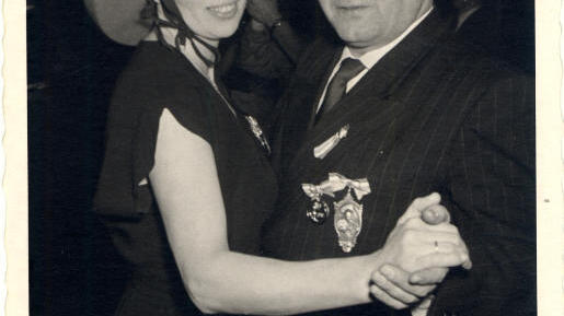 Tanz an der Fasnacht – wahrscheinlich im Scheffelhofsaal: Rosel und Hermann Albrecht.