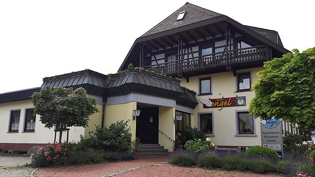 Bild 2: Neues Theaterkonzept im alten Engel - Dorfgasthaus wird zur Kulturbühne