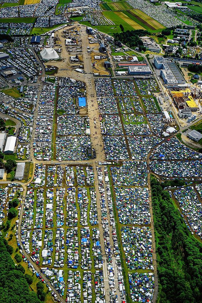 Bild 7: Southside Festival 2024 - Spektakuläre Luftbilder von oben