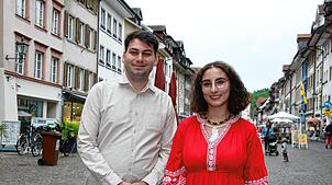 Joana Stöhrer da Costa (21) will für die SPD in den Landtag einziehen, unterstützt wird sie von Zweitkandidat Malik Tümkaya (25)