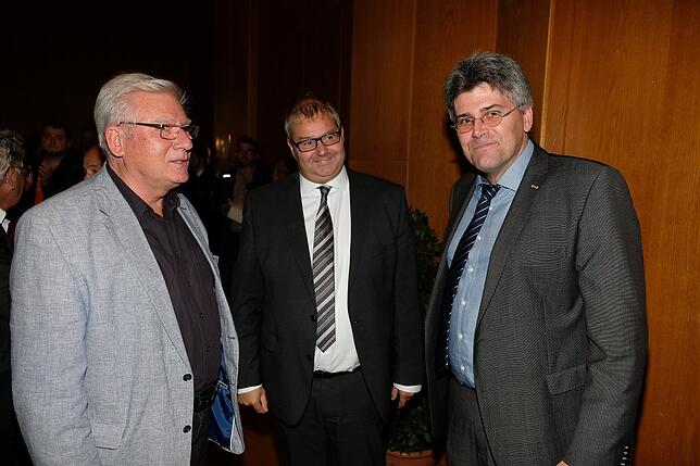 Warten auf das Wahlergebnis: Fred Thelen, Alexander Guhl und Martin Kistler.