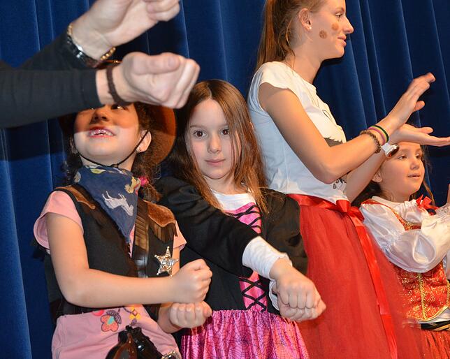 Bild 2: Die Bilder vom Kinderball in der Markdorfer Stadthalle