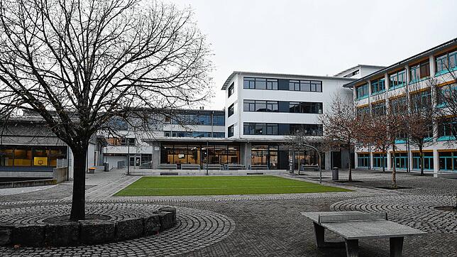 Der Schulhof an der Stockacher Dillstraße ist nachmittags wie leergefegt. Etwa so dürfte es schon ab dem kommenden Mittwoch dort zu ...