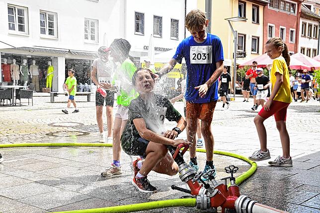 Bild 20: Sie laufen für den guten Zweck – Bilder vom Villinger Stadtlauf