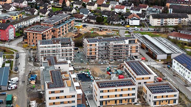 Geschosswohnungsbau (wie hier in der Nordstadt) statt Einfamilienhaus. Mit diesem Thema wird man sich auch im Dialogforum Wohnen ...