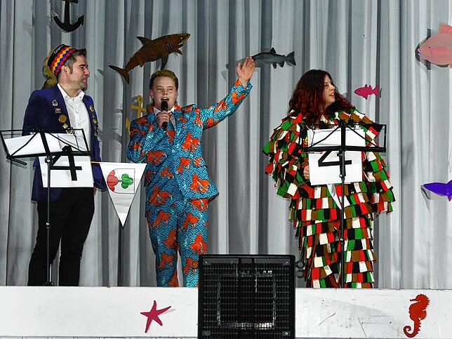 Bild 26: Hilzinger Narrenverein Pfiffikus bot Bühnenfasnacht vom Feinsten