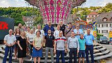 Die Vorbereitungen für die 555. Waldshuter Chilbi sind abgeschlossen. Vor dem Kettenkarussell auf dem Festplatz haben sich die Macher ...