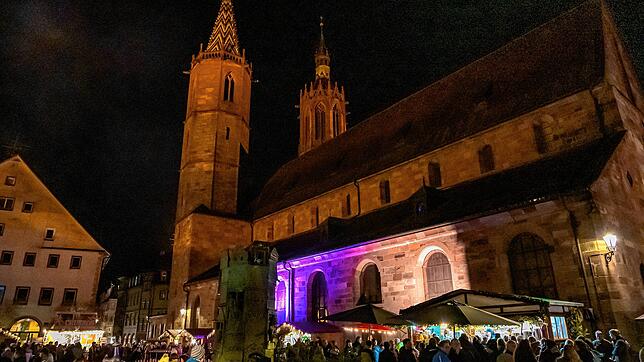 Weihnachtsstimmung pur: der Weihnachtsmarkt rund um das Münster.