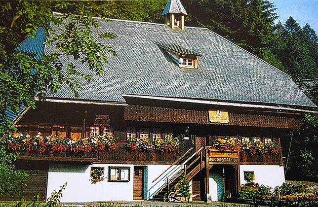 Das Todtmooser Heimatmuseum nach der Eröffnung in den Neunziger Jahren. Repro