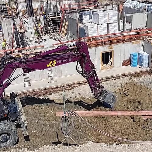Auf der Hochhaus-Baustelle wimmelt es